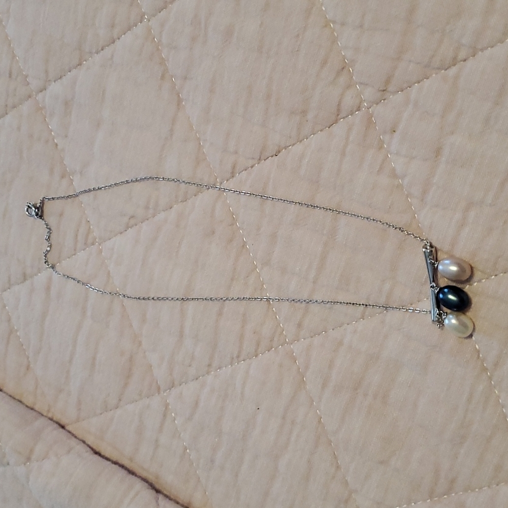 Silver drop pearl necklace never worn
